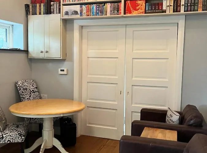 Stone Nocleg ze śniadaniem 4*